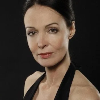 Christin Amy Artner