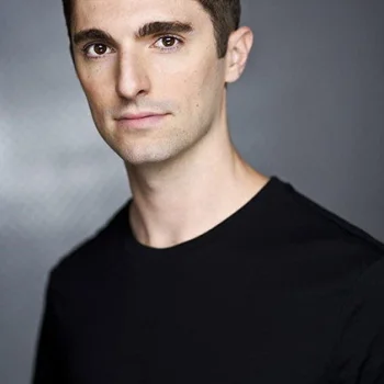 Clayton Scott