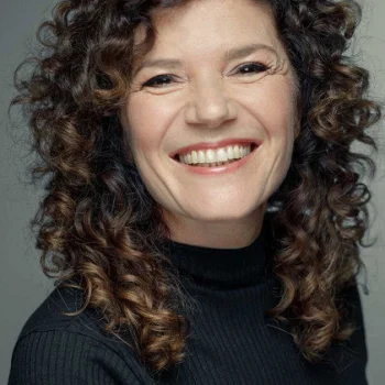 Dainara Toffoli