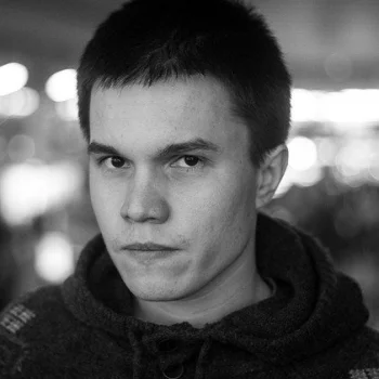 Денис Клеблеев