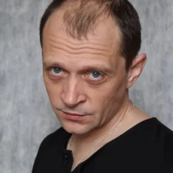 Дмитрий Гусев