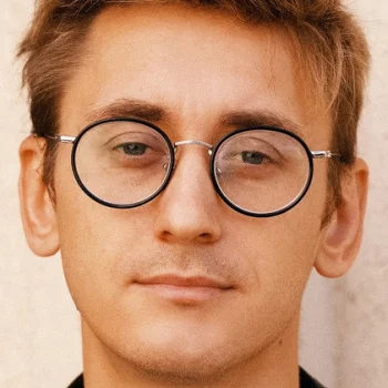 Дмитрий Кирюшкин