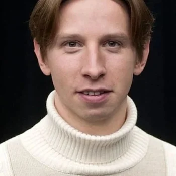 Дмитрий Лысенков