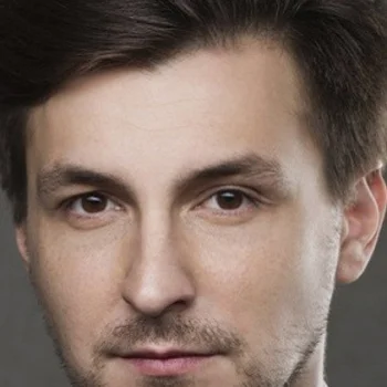 Дмитрий Тихонов