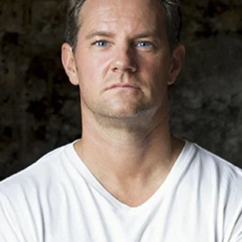 Douglas Sidney