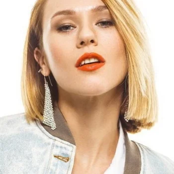 Екатерина Иванчикова