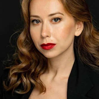 Екатерина Карманова