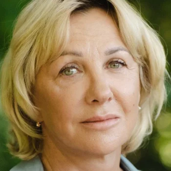 Елена Яковлева