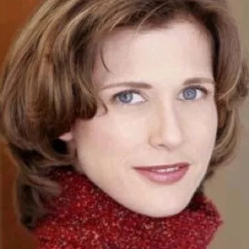 Elizabeth McCallum