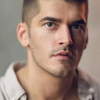 Ellis Eyres