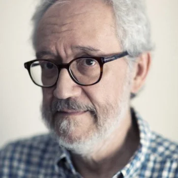 Emilio Martínez Lázaro