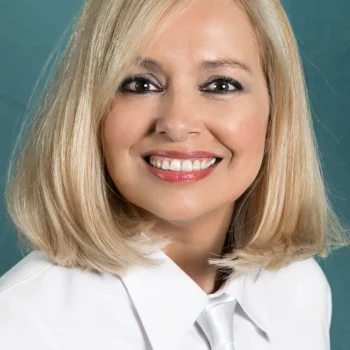 Emma Ozores