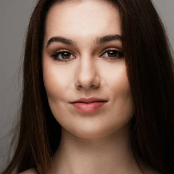 Eszter Katona