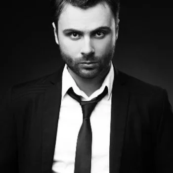Евгений Хазов
