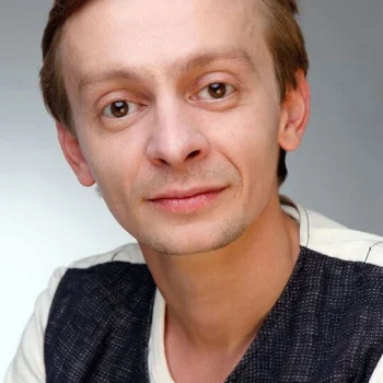 Евгений Кулаков