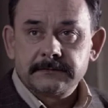 Евгений Серов