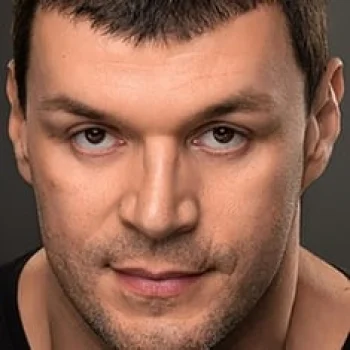 Евгений Карташов