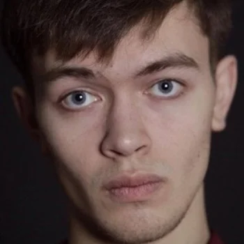 Евгений Константинов