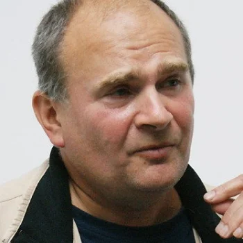 Evgeny Yufit