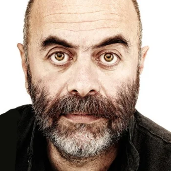Ezel Akay
