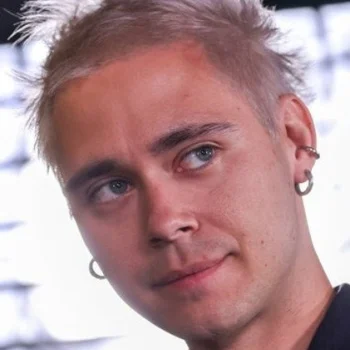 Феликс Умаров