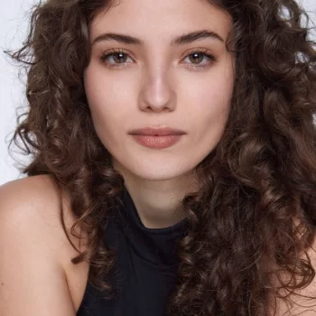 Габриэла Андрада