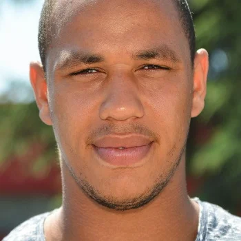Gael Fickou
