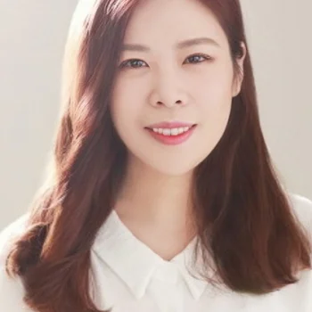 Gang Ji-yeong
