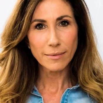 Gaynor Faye