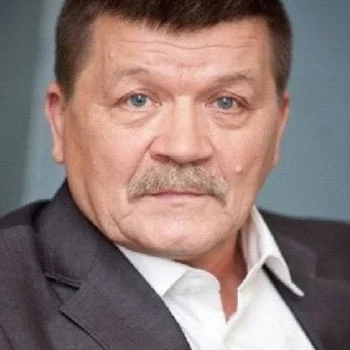 Георгий Николаенко
