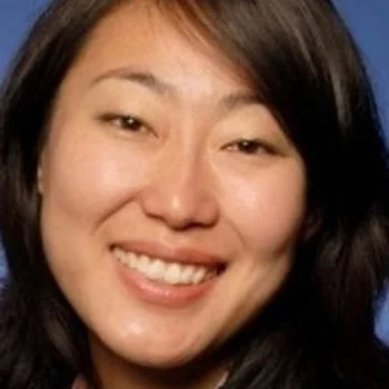 Gloria Kim