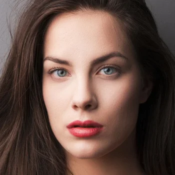 Ana Uršula Najev