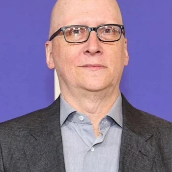 Грег Моттола