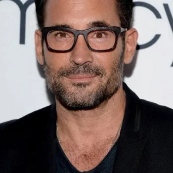 Gregory Zarian