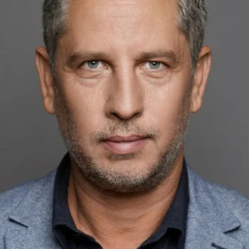 Guillermo Martínez