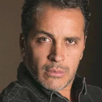 Gustavo Loza