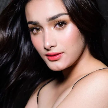 Hailey Mendez