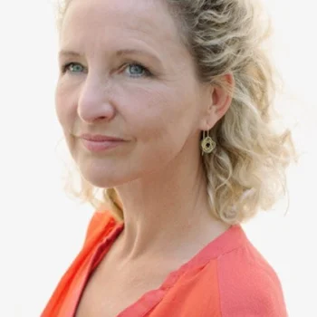 Hélène Babu