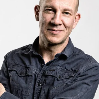 Henrik Elvestad