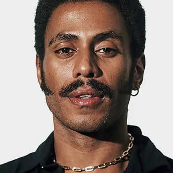 Ícaro Silva