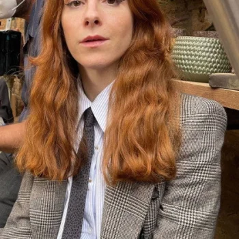 Inés de León