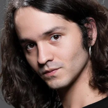 Iván Aragón