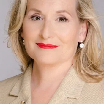Janis Kelly