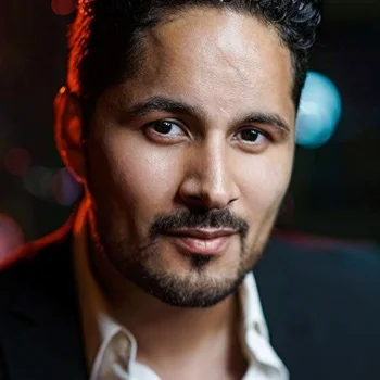 Javier Vazquez Jr.