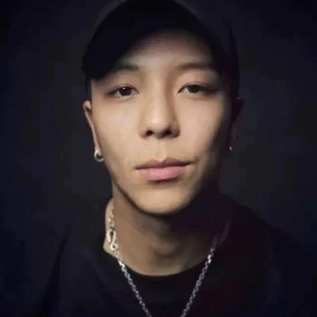 Jingxing Huang