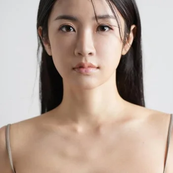 Joan Lee Wing-Yee