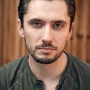 Jonathan Christie
