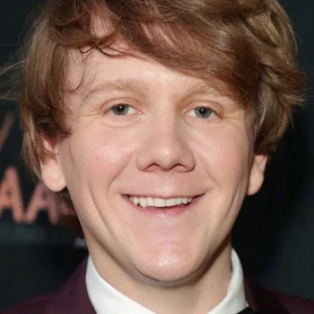 Josh Thomas