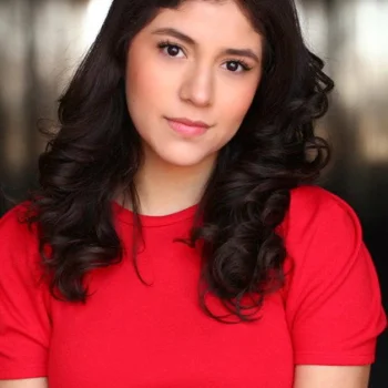 Julia Flores