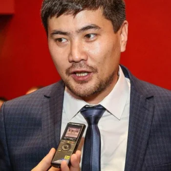 Канагат Мустафин